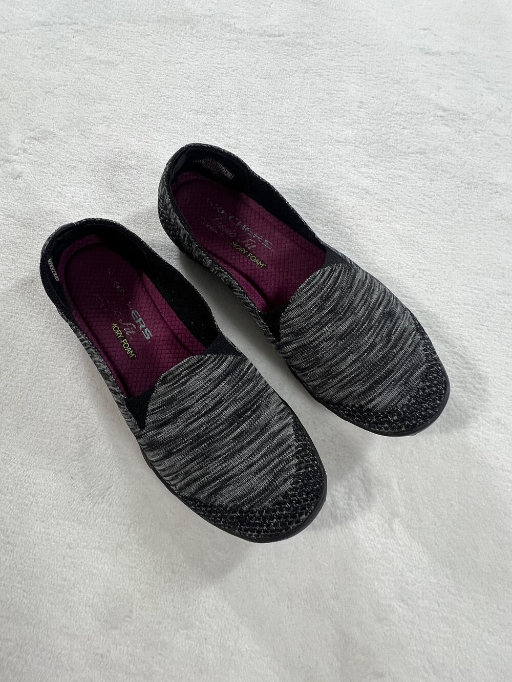 Skechers Relaxed Fit Memory Foam Loafers Black Grey Knit Slip On Shoes 23110 6.5